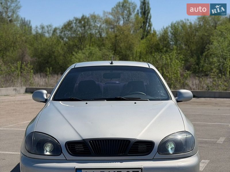 Седан ЗАЗ Lanos 2010 в Киеве