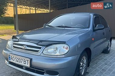 Седан ЗАЗ Lanos 2009 в Сваляве