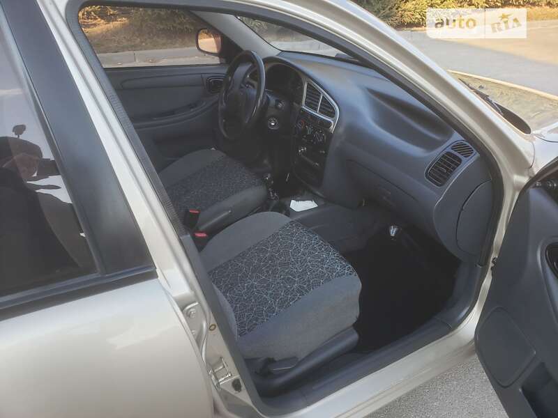 Седан ЗАЗ Sens 2011 в Тернополі