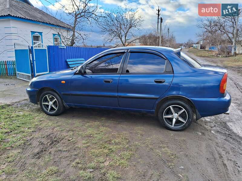 Седан ЗАЗ Sens 2010 в Новоархангельске