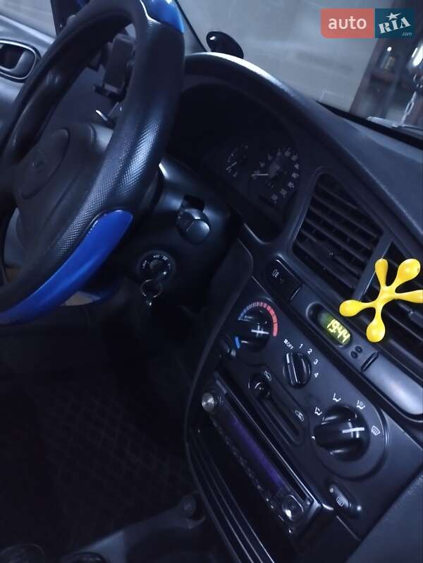 Седан ЗАЗ Sens 2008 в Ровно