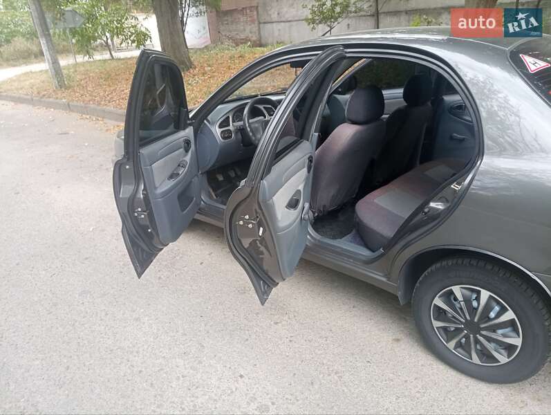 Седан ЗАЗ Sens 2011 в Хмельницком