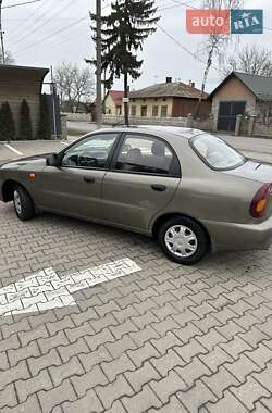 Седан ЗАЗ Sens 2011 в 
