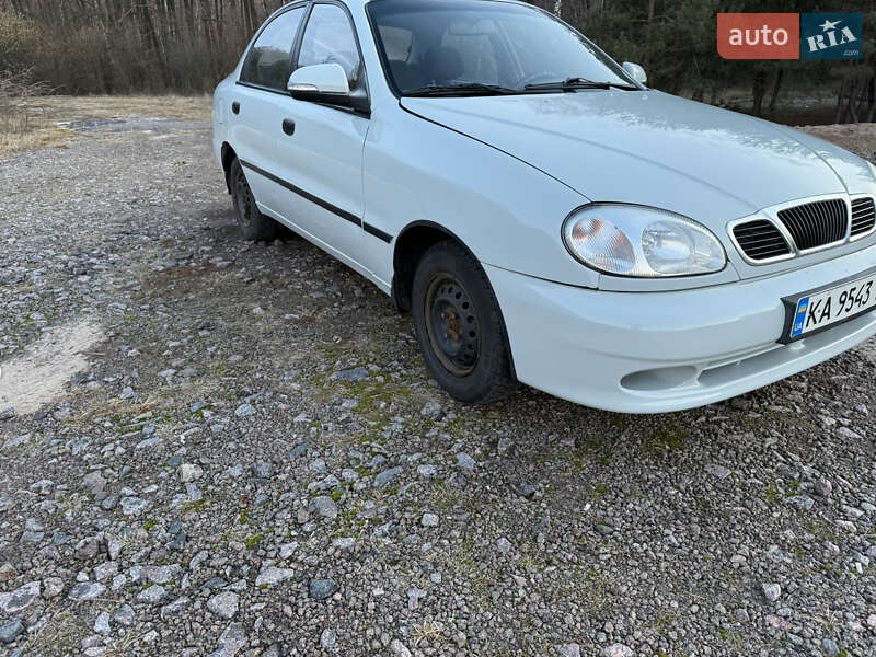 Седан ЗАЗ Sens 2015 в Макарові