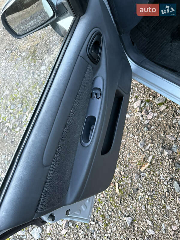 Седан ЗАЗ Sens 2015 в Макарові