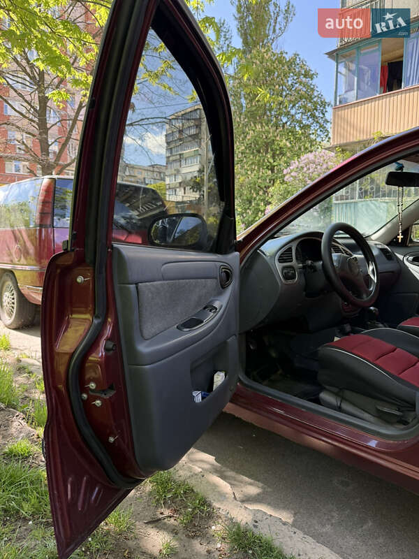 Седан ЗАЗ Sens 2011 в Києві