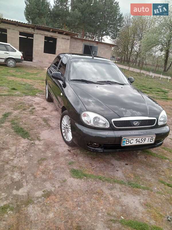 Хэтчбек ЗАЗ Sens 2013 в 