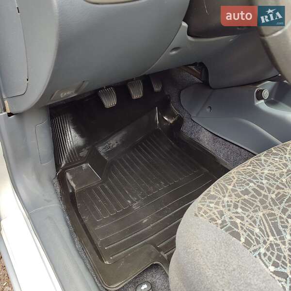 Седан ЗАЗ Sens 2011 в Староконстантинове