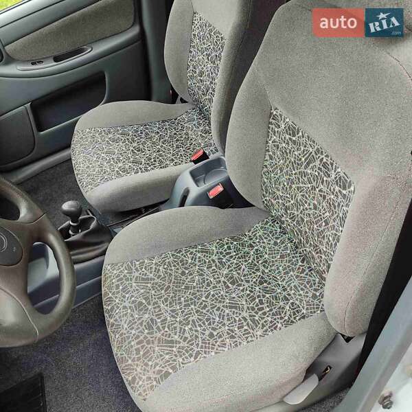 Седан ЗАЗ Sens 2011 в Староконстантинове