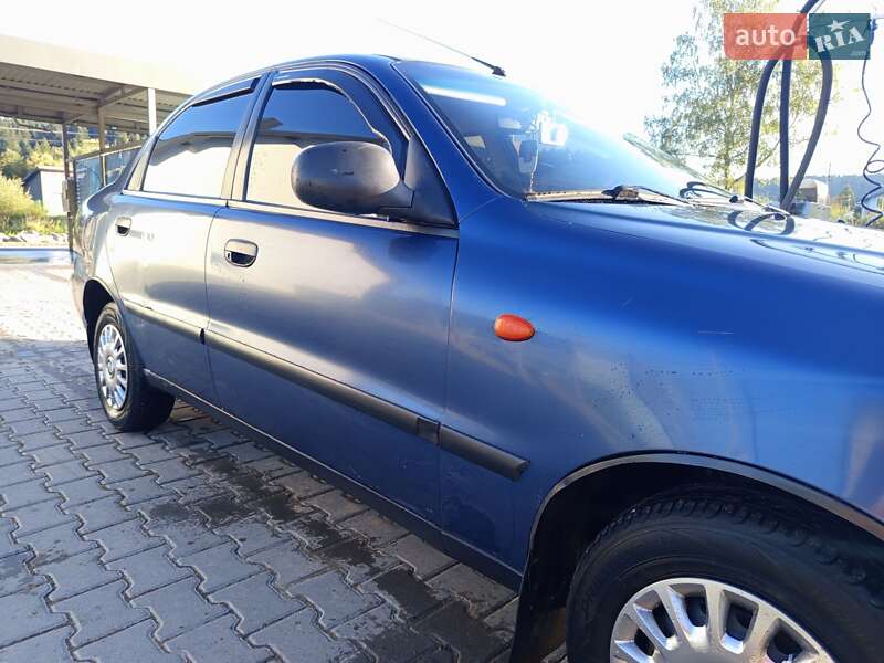 Седан ЗАЗ Sens 2010 в Східниці