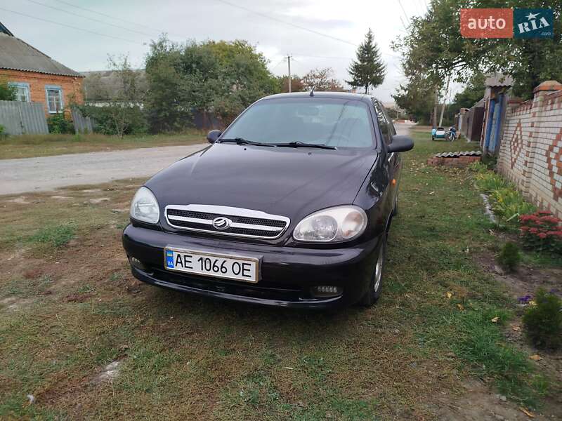 Седан ЗАЗ Sens 2009 в 