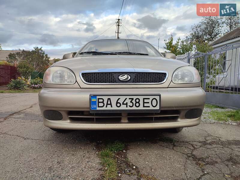 ЗАЗ Sens 2012
