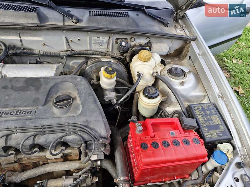 Седан ЗАЗ Sens 2012 в Борисполі