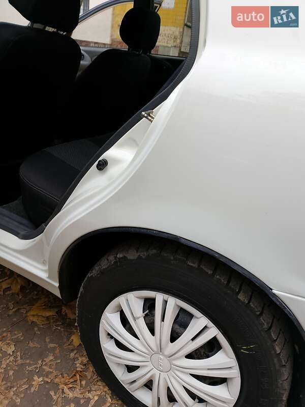 Седан ЗАЗ Sens 2007 в Дніпрі