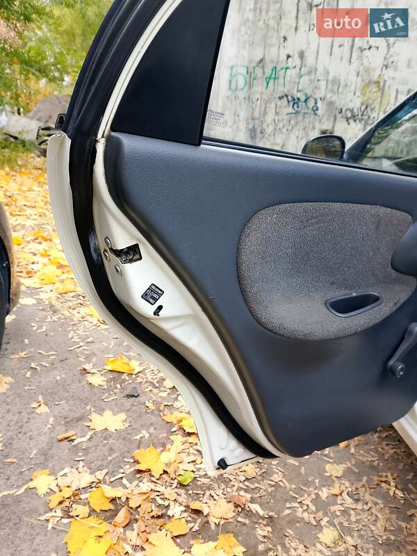 Седан ЗАЗ Sens 2007 в Дніпрі