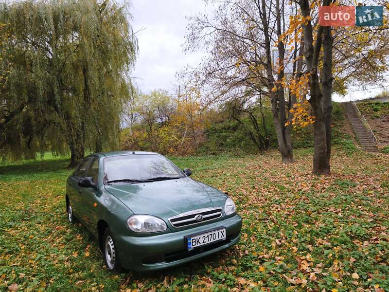 Седан ЗАЗ Sens 2011 в Ровно