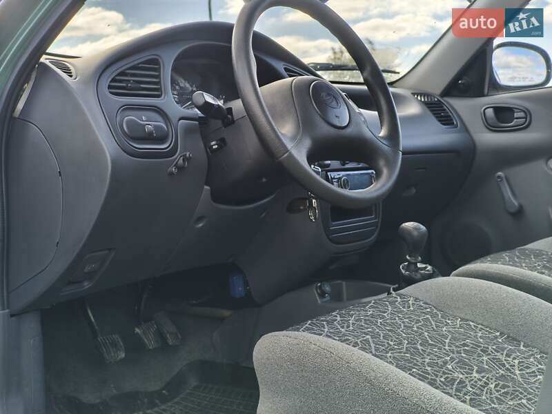 Седан ЗАЗ Sens 2011 в Ровно