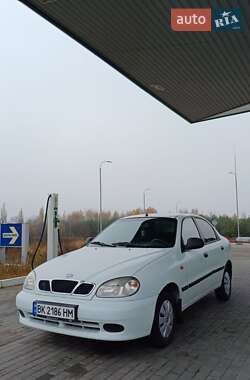 Седан ЗАЗ Sens 2011 в Дубровиці