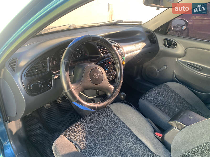 Седан ЗАЗ Sens 2011 в Черновцах