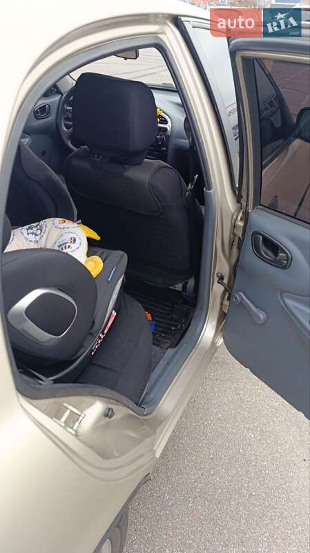 Седан ЗАЗ Sens 2011 в Києві