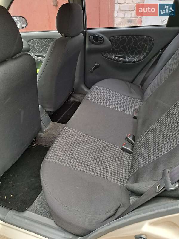 Седан ЗАЗ Sens 2007 в Чернігові