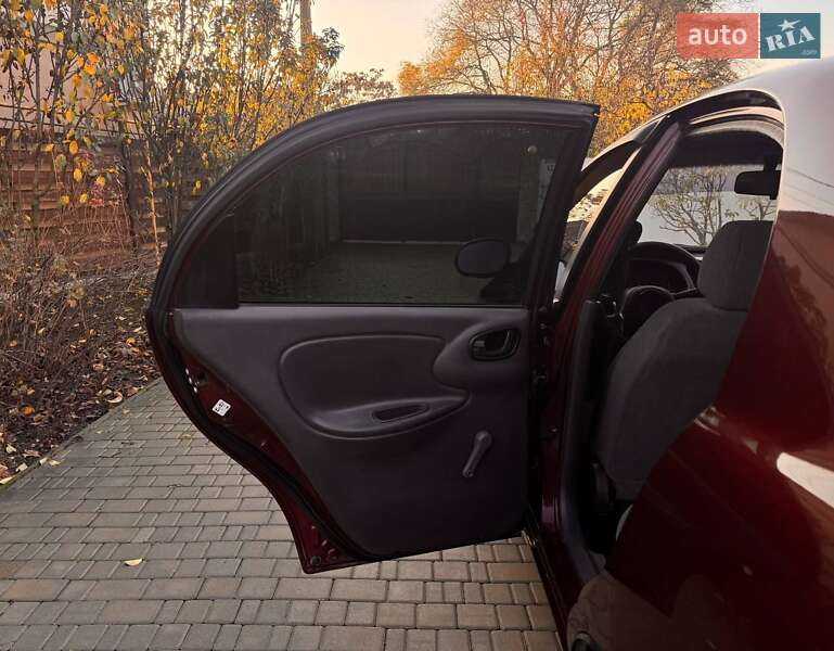 Седан ЗАЗ Sens 2010 в Одессе