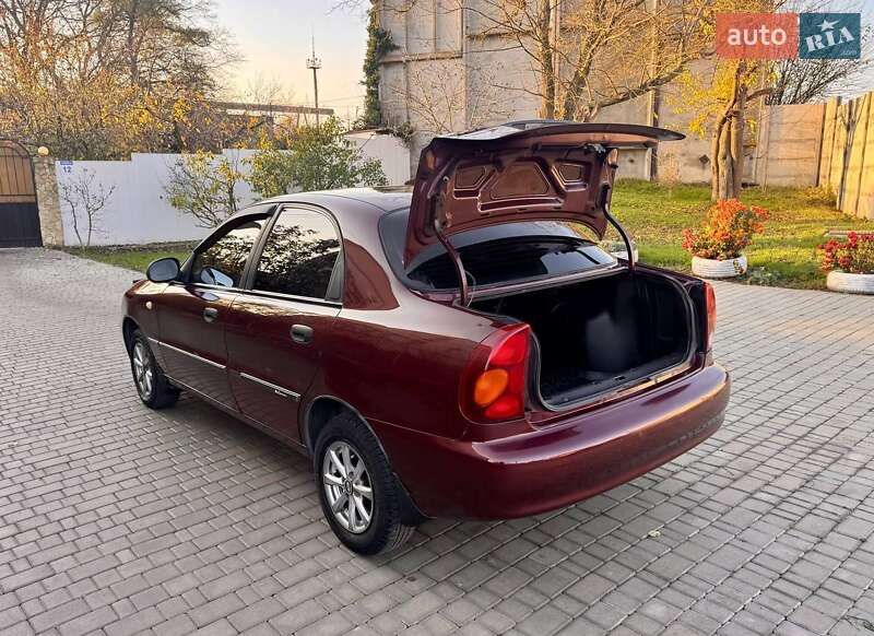 Седан ЗАЗ Sens 2010 в Одессе