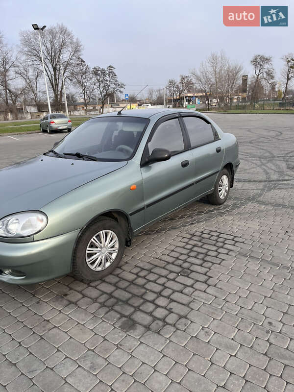 Седан ЗАЗ Sens 2009 в Новомосковську