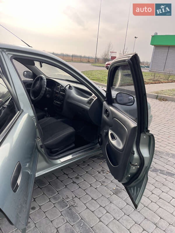 Седан ЗАЗ Sens 2009 в Новомосковську