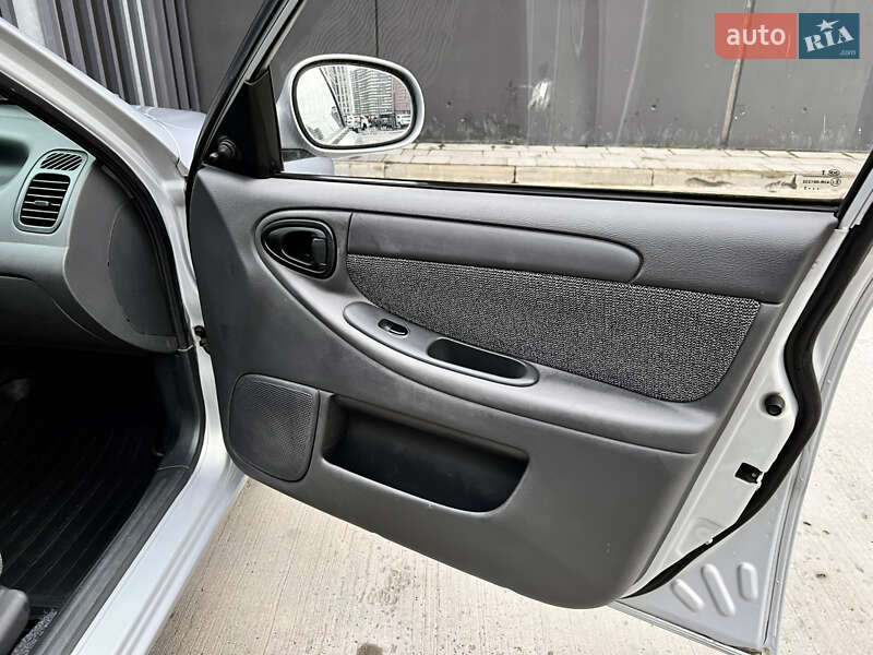 Седан ЗАЗ Sens 2013 в Киеве