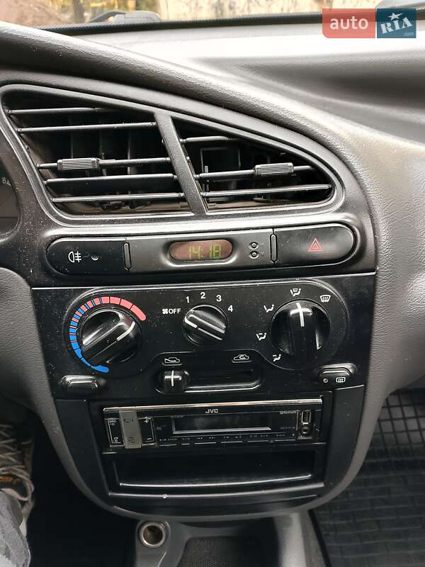 Седан ЗАЗ Sens 2007 в Дніпрі