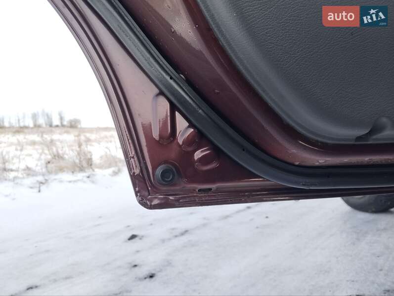 Седан ЗАЗ Sens 2011 в Печенегах