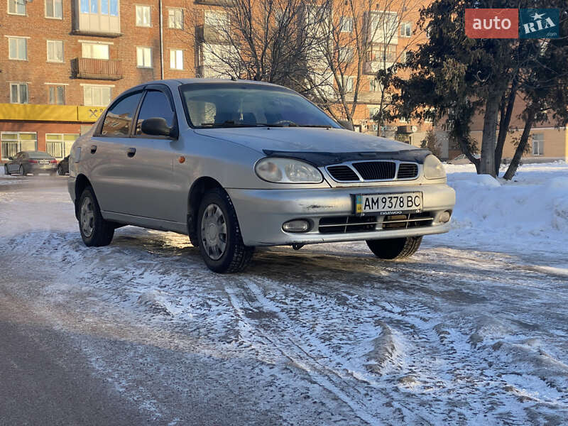 Седан ЗАЗ Sens 2007 в Черняхове