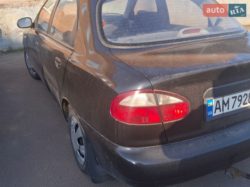 Седан ЗАЗ Sens 2007 в Коростене