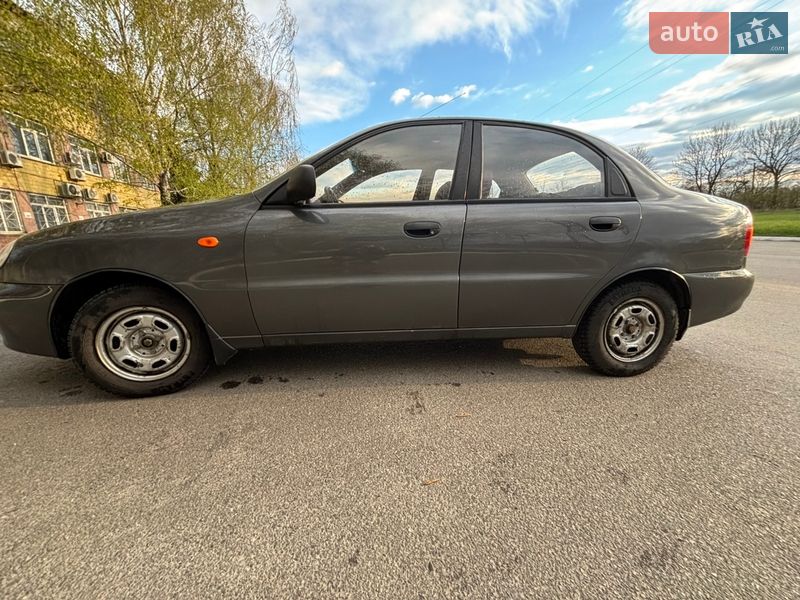 Седан ЗАЗ Sens 2011 в Синельниково