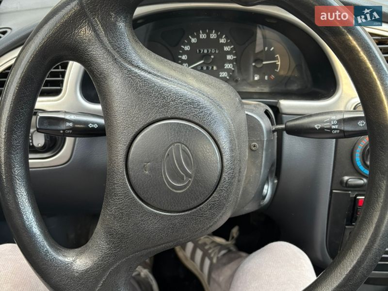 Седан ЗАЗ Sens 2011 в Синельниково