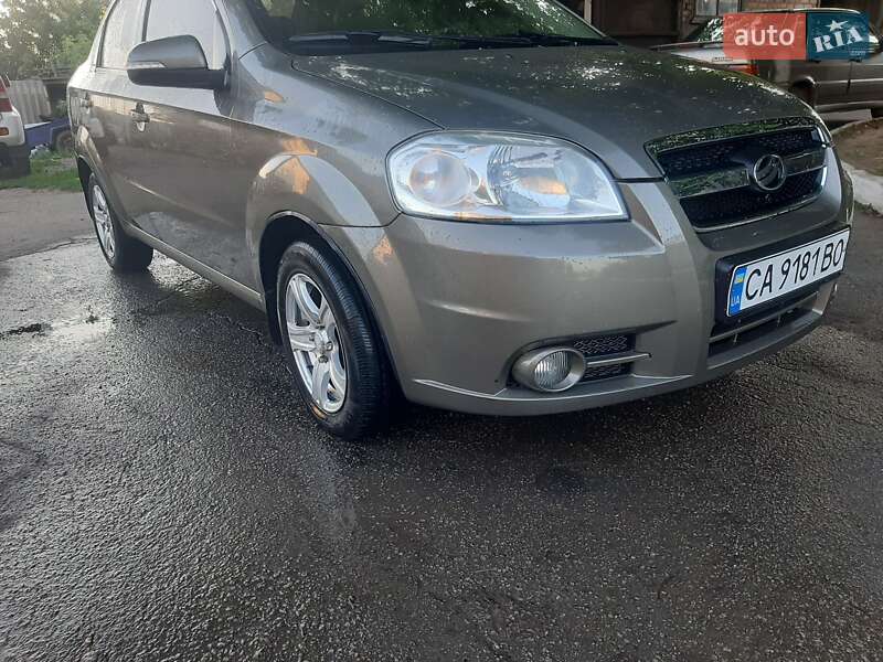 Седан ЗАЗ Vida 2014 в Умани