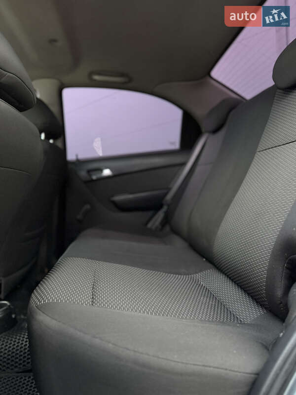 Седан ЗАЗ Vida 2013 в Киеве фото 10 Седан ЗАЗ Vida 2013 в Киеве