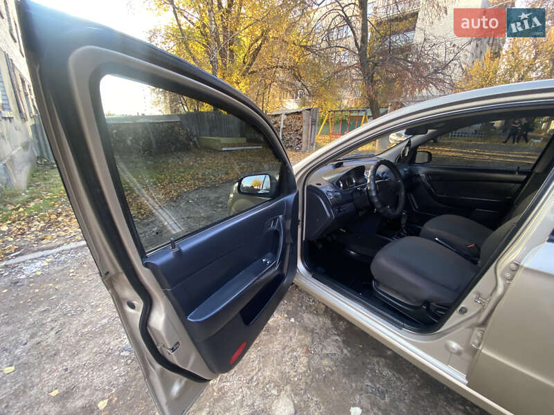 Седан ЗАЗ Vida 2013 в Краснограді