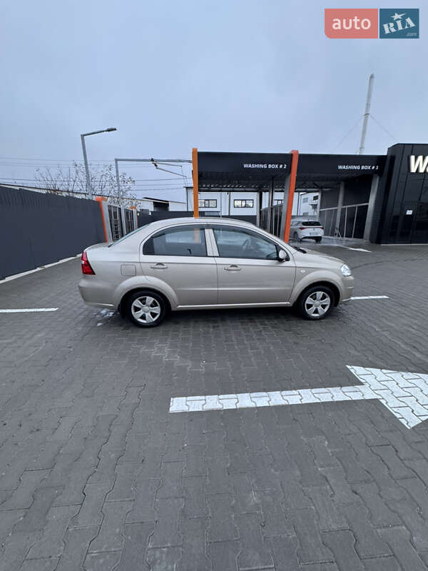 Седан ЗАЗ Vida 2012 в Софіївській Борщагівці