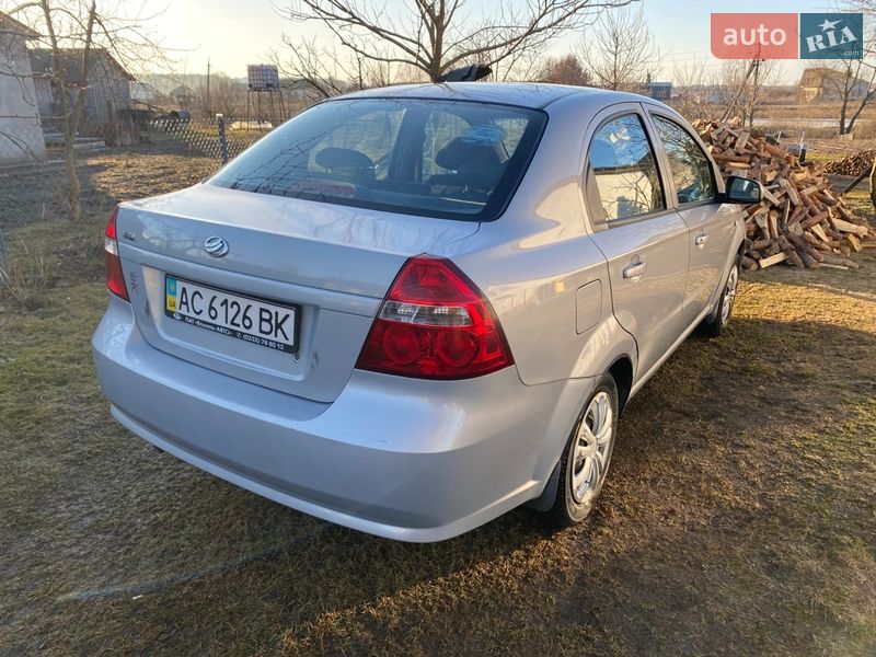 Седан ЗАЗ Vida 2013 в Кілках