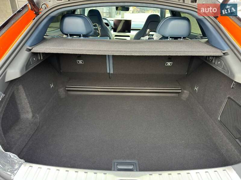 Внедорожник / Кроссовер Zeekr 001 2024 в Ивано-Франковске