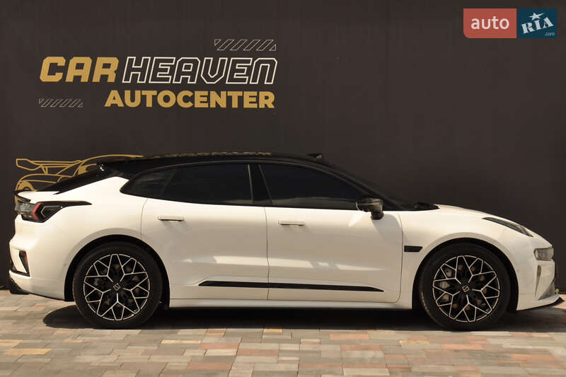 Внедорожник / Кроссовер Zeekr 001 2024 в Киеве