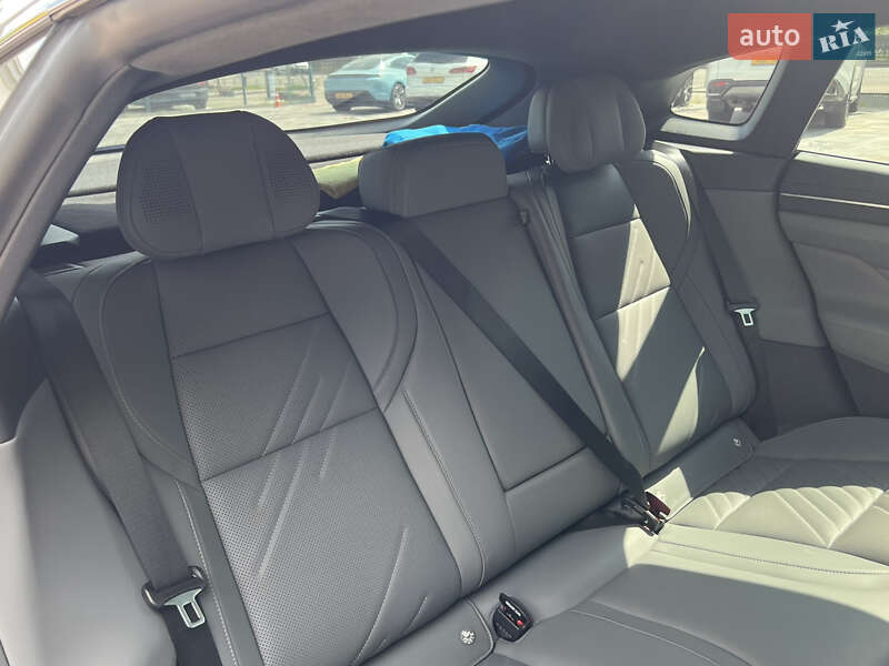 Внедорожник / Кроссовер Zeekr 001 2024 в Киеве