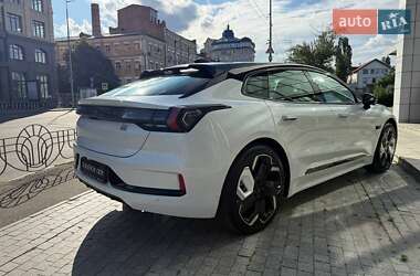 Внедорожник / Кроссовер Zeekr 001 2025 в 
