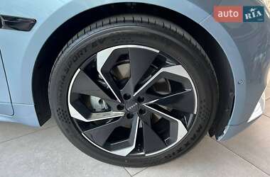 Внедорожник / Кроссовер Zeekr 001 2022 в 