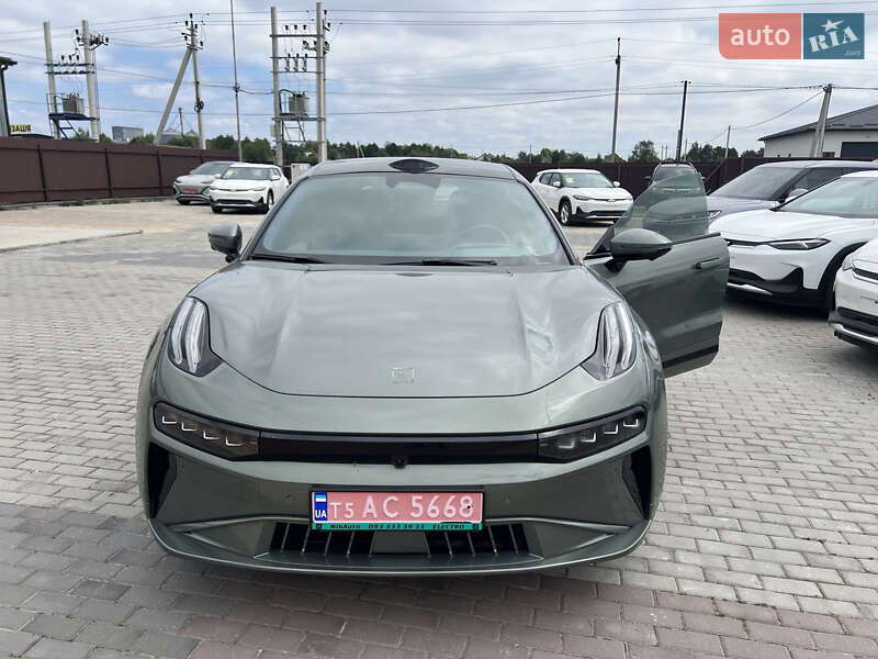 Внедорожник / Кроссовер Zeekr 001 2024 в 