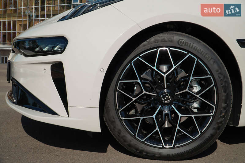 Внедорожник / Кроссовер Zeekr 001 2025 в Одессе