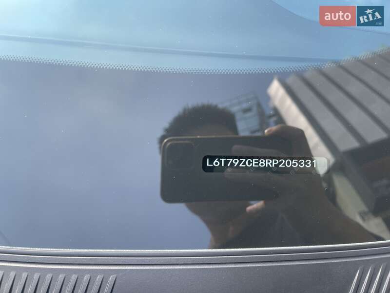 Внедорожник / Кроссовер Zeekr 001 2024 в Одессе