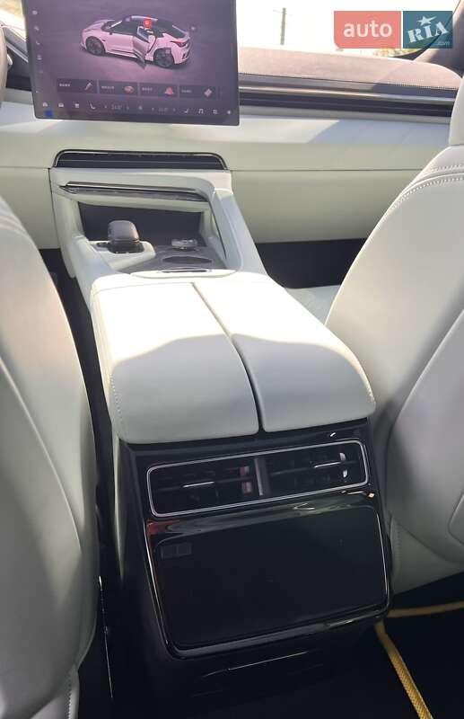 Внедорожник / Кроссовер Zeekr 001 2024 в Днепре